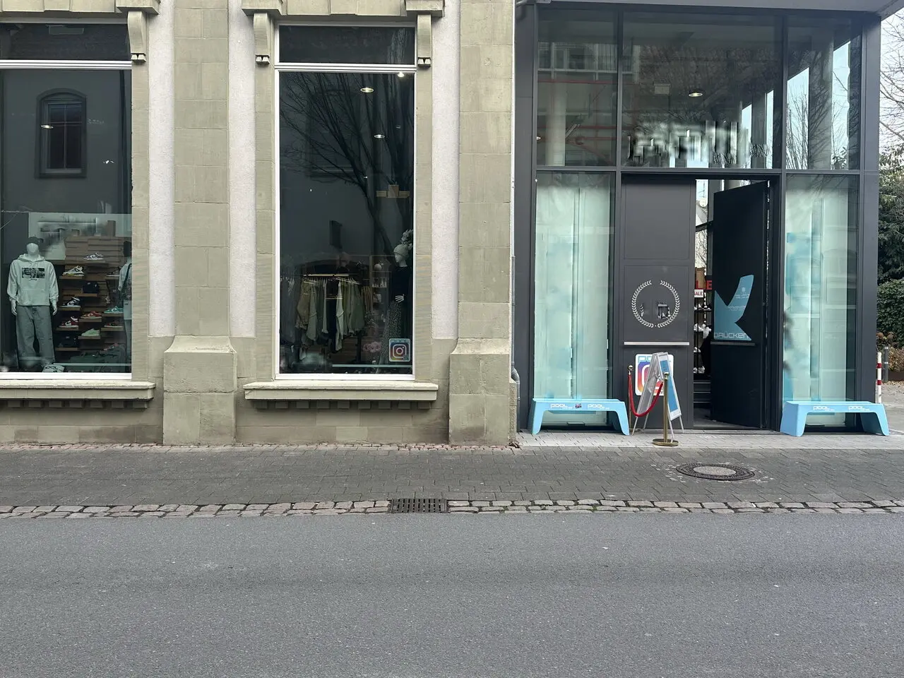 Repräsentatives Ladenlokal mit Loft-Charakter und beeindruckender Schaufensterfront! – Bild 2