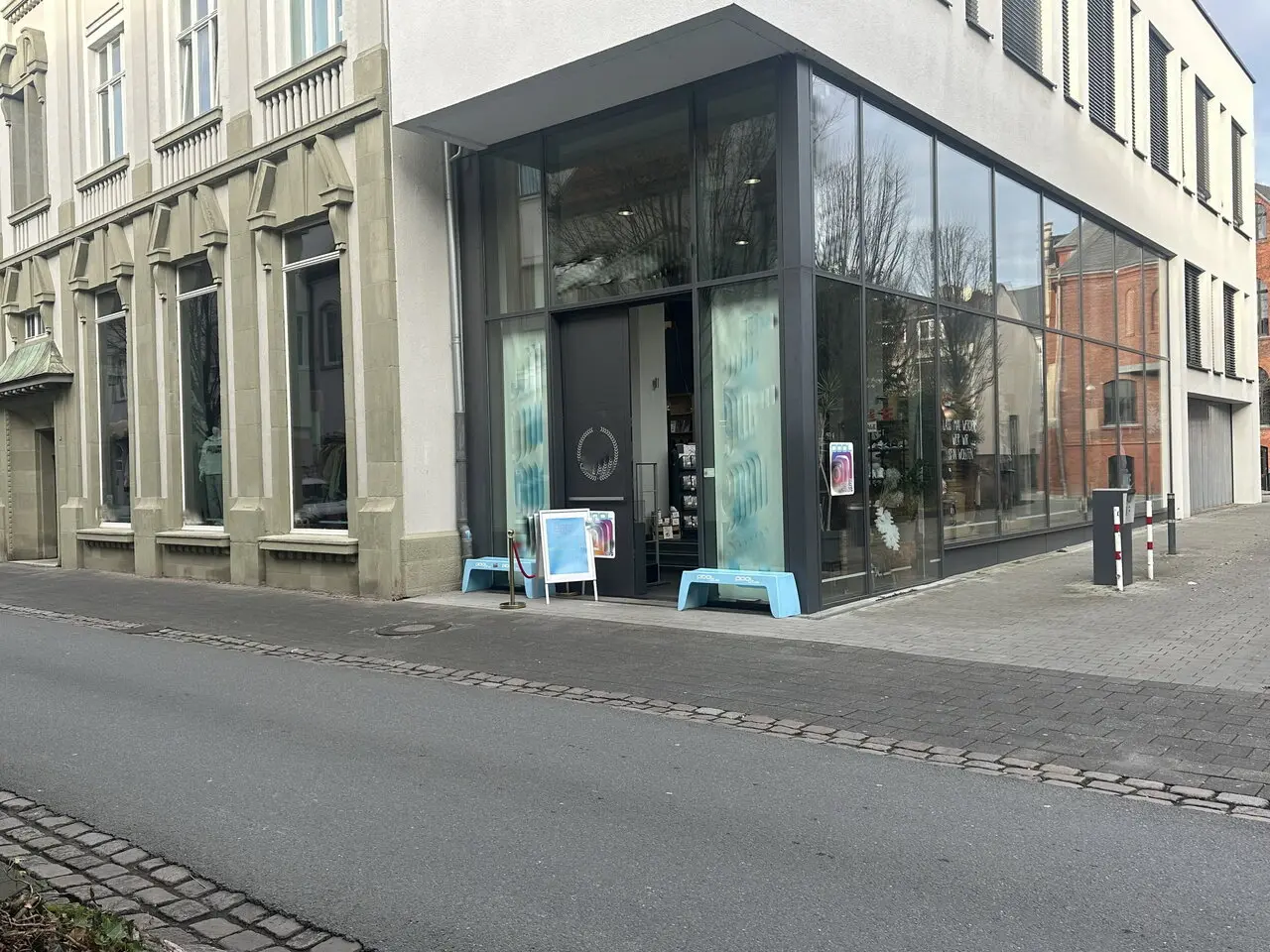 Repräsentatives Ladenlokal mit Loft-Charakter und beeindruckender Schaufensterfront! – Bild 4