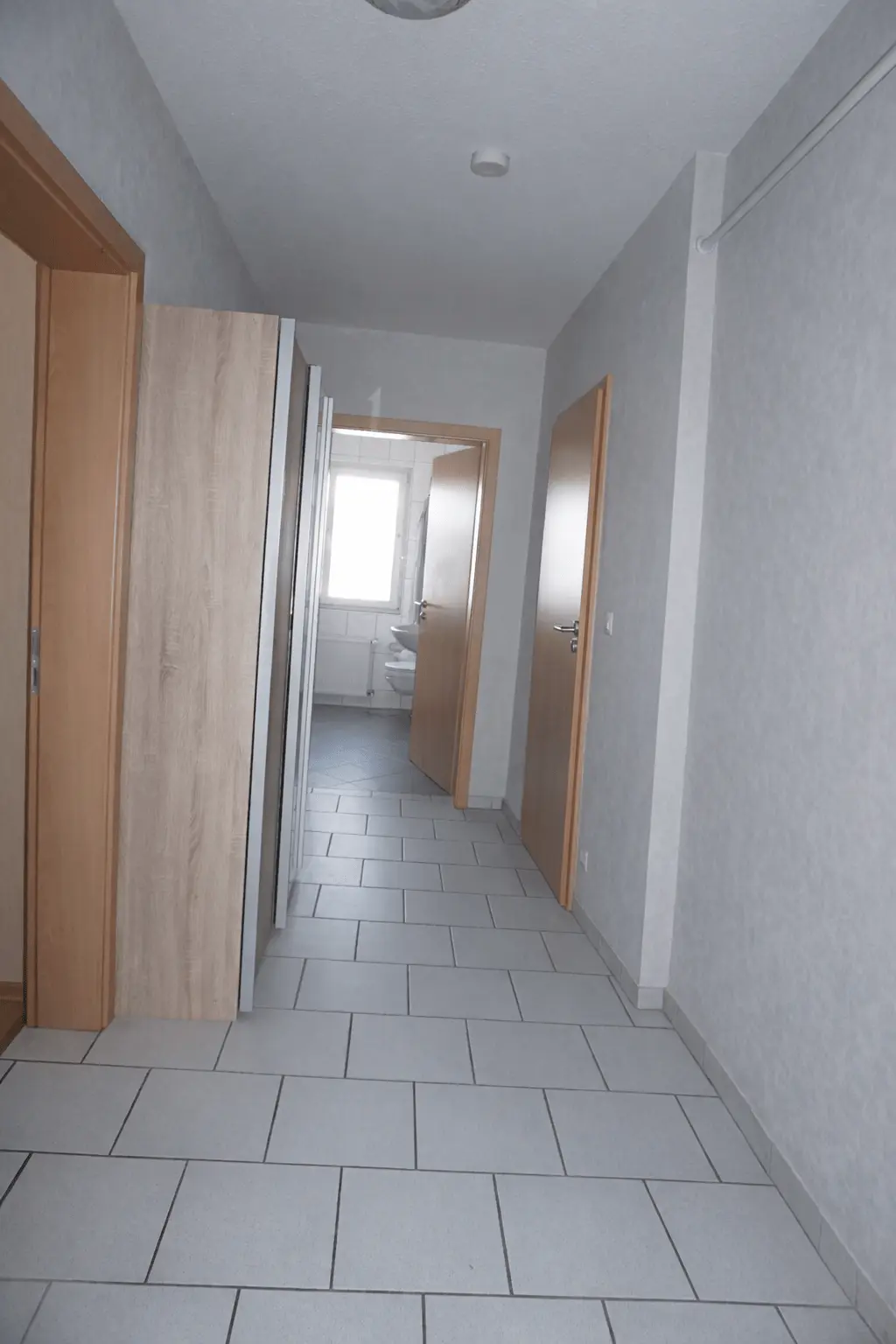 Schöne Eigentumswohnung mit Balkon in Bad Westernkotten! – Bild 9